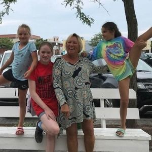 Meet your Posher, Nancy